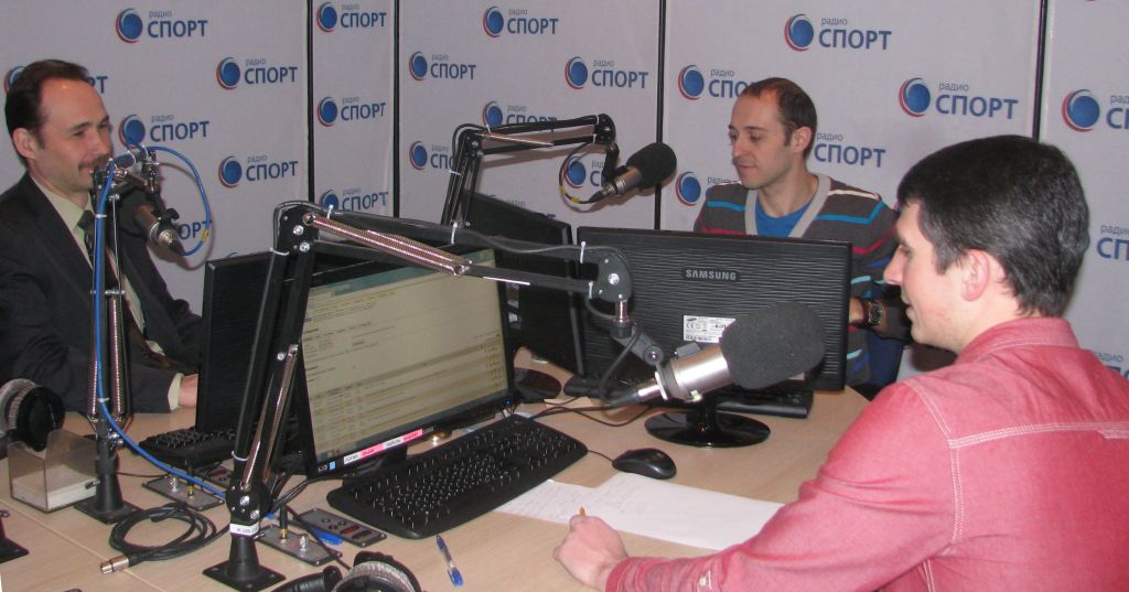 Запись радио программы с участием Перовцев.
